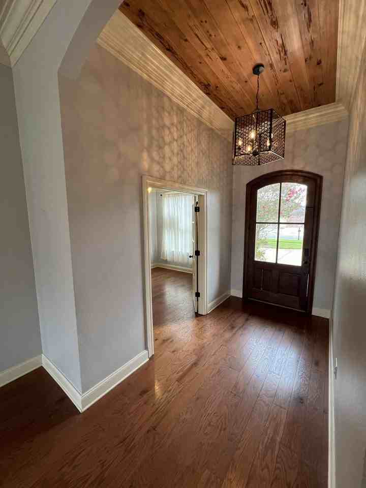 7335 Oakview Dr - Photo 4 of 50