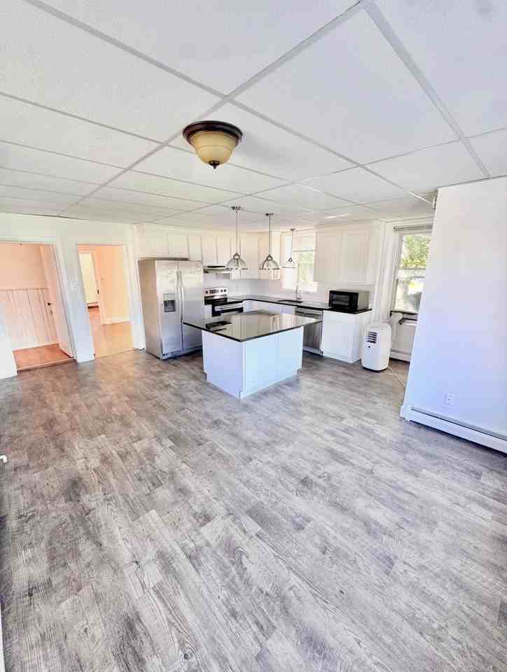 1180 S Krocks Rd - Photo 4 of 14