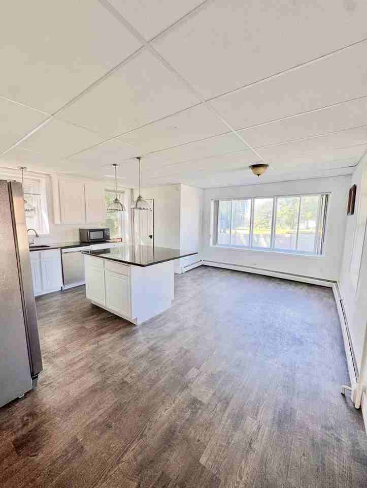 1180 S Krocks Rd - Photo 5 of 14