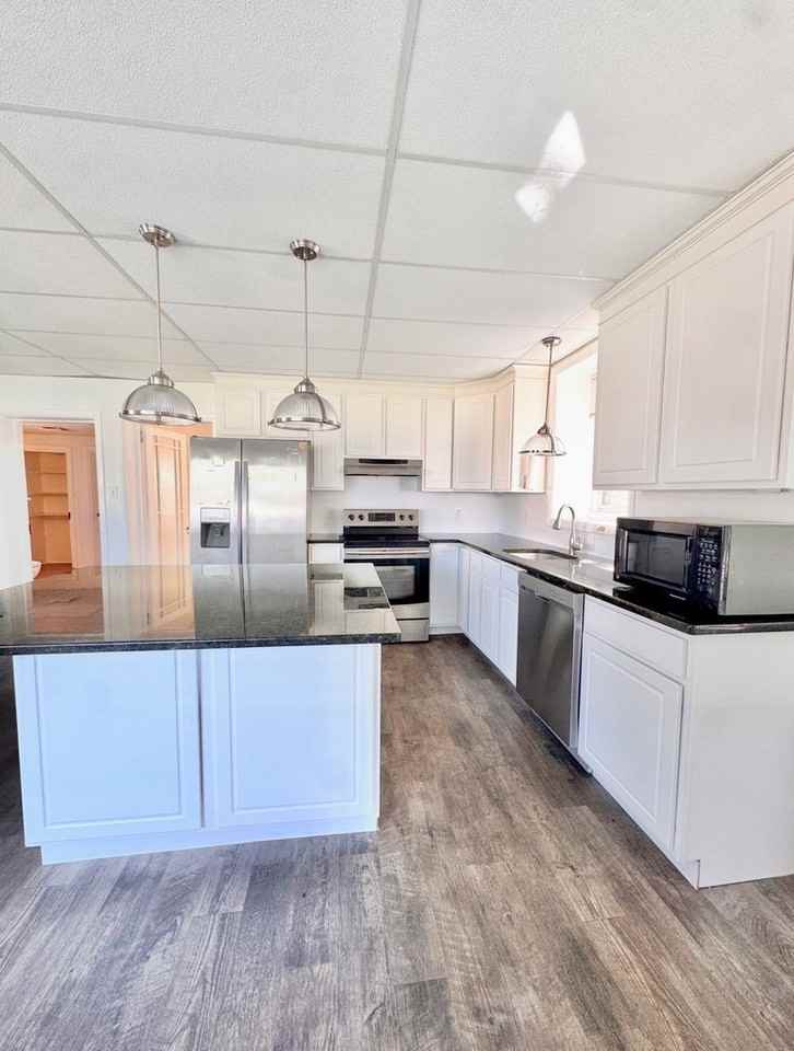 1180 S Krocks Rd - Photo 6 of 14