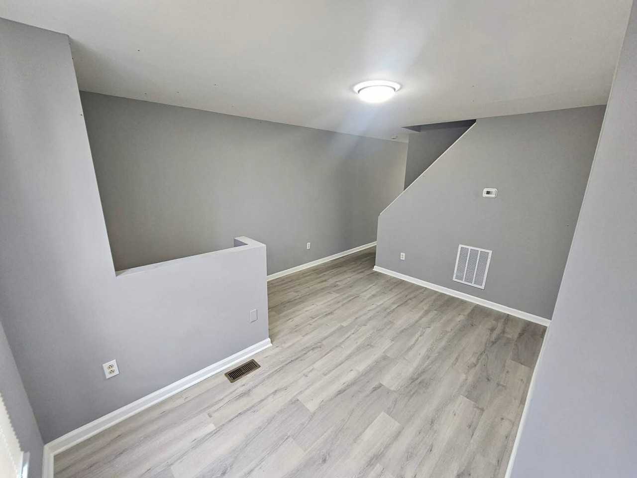 1341 Glyndon Ave - Photo 3 of 16