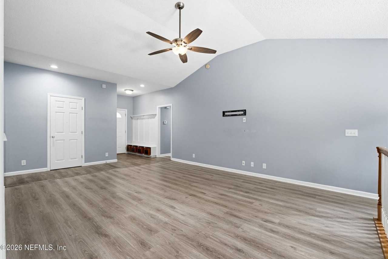 3374 Millcrest Pl - Photo 4 of 17