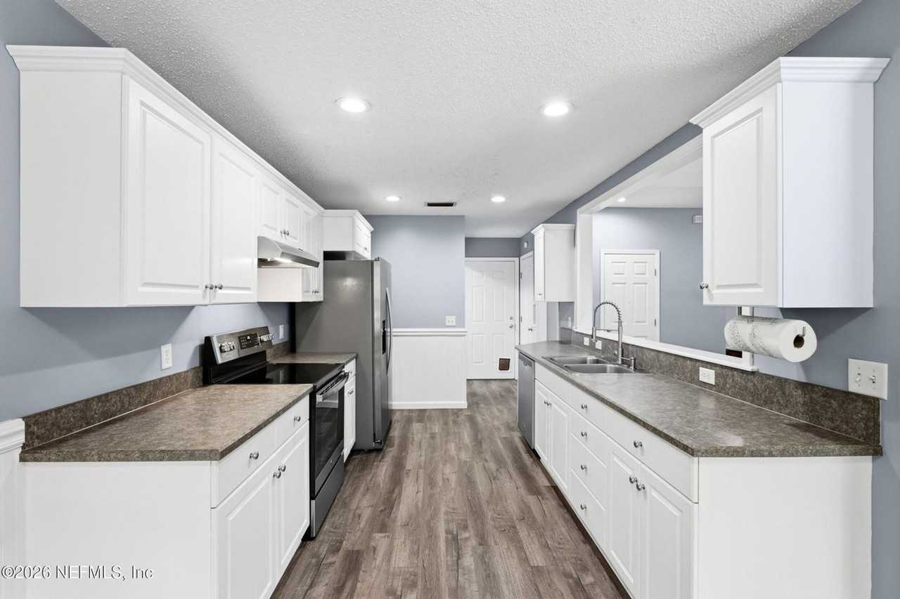 3374 Millcrest Pl - Photo 5 of 17