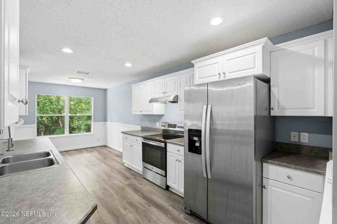 3374 Millcrest Pl - Photo 7 of 17