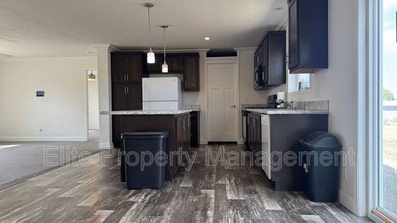 743 S Joe Martinez Ct - Photo 5 of 22