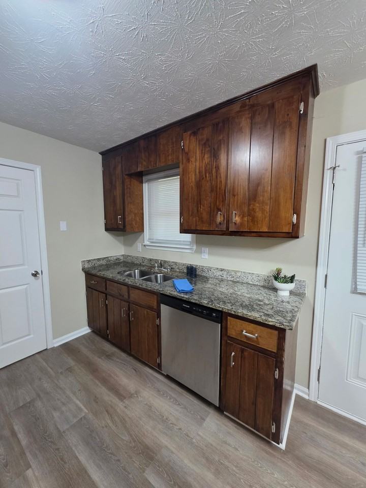 Big Oak 10 Units - Photo 4 of 14