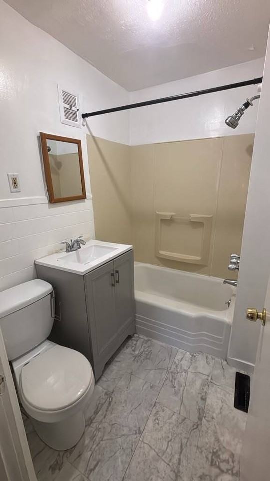 53-67 Otis Street - Photo 4 of 16