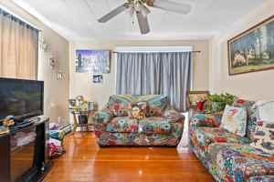 featured image of 124 3rd St