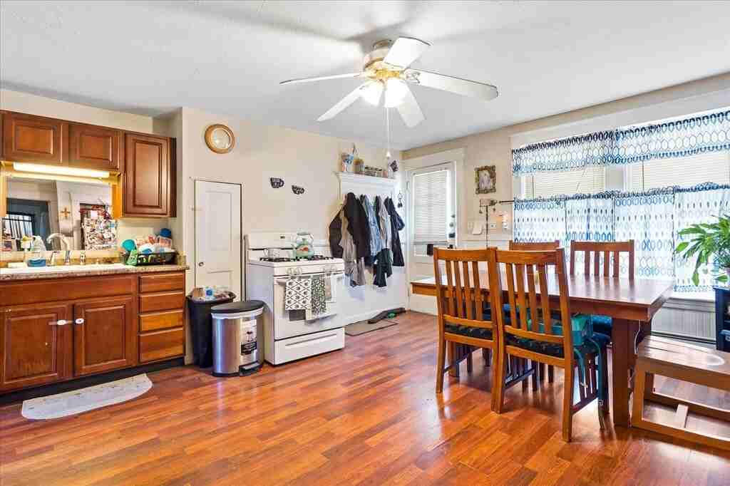 124 3rd Street - Photo 2 of 10