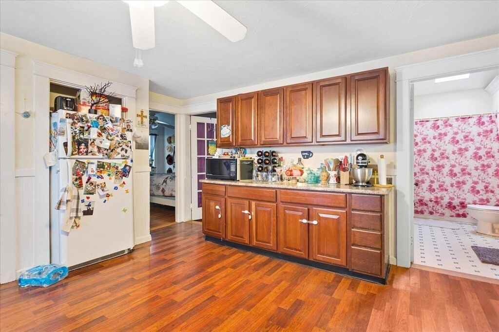 124 3rd Street - Photo 4 of 10