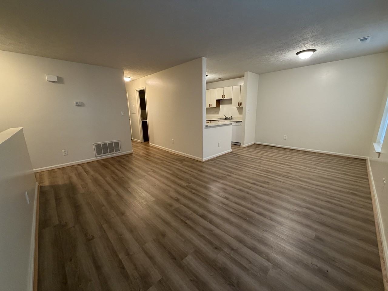 2014 E. Pembroke Ave - Photo 6 of 22