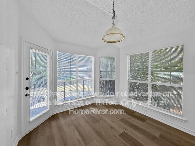 1429 Honey Locust Dr - Photo 7 of 23