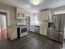 featured image of Matchett St #1