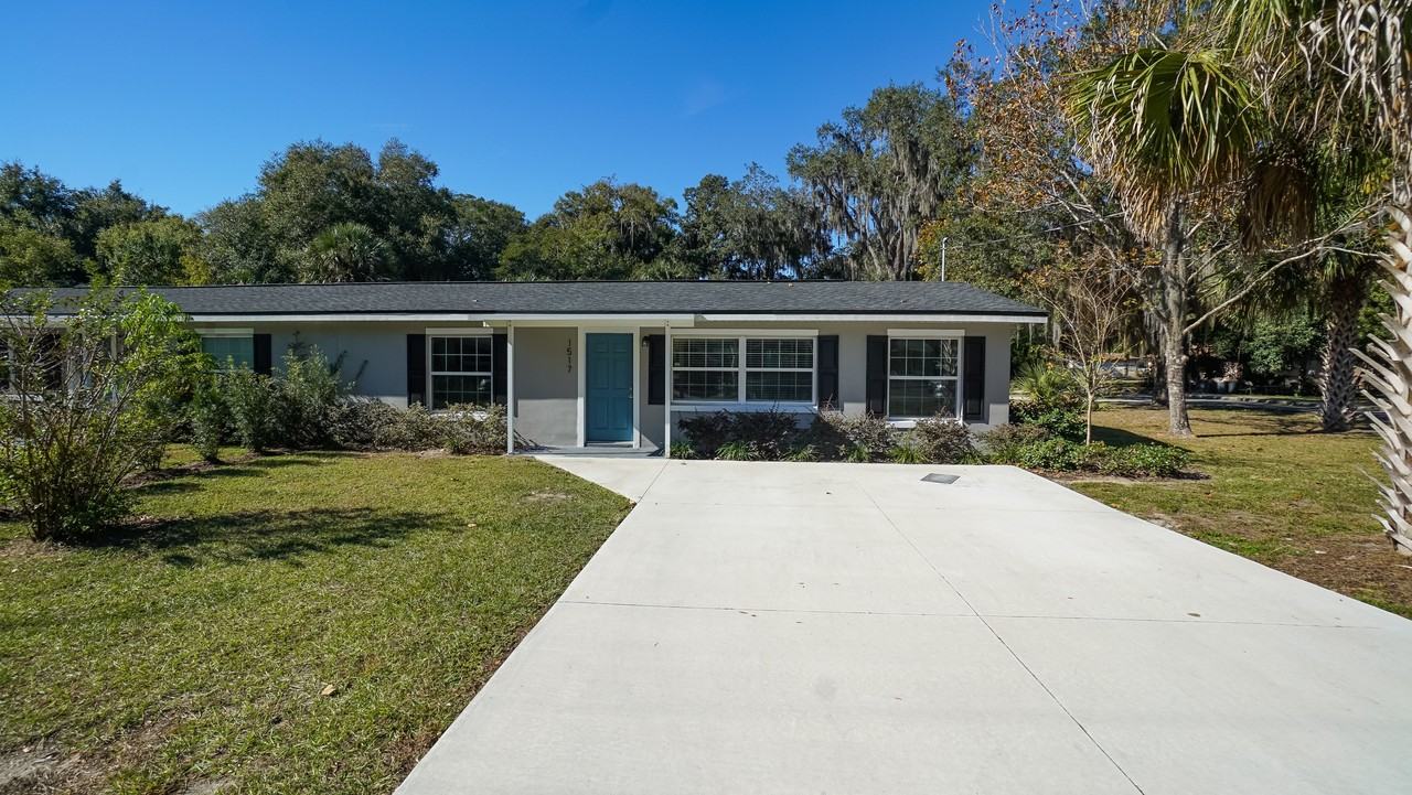 1517 North Grandview Street - Photo 2 of 34