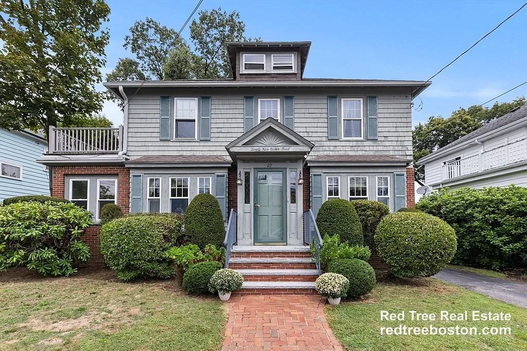 29 Undine Rd