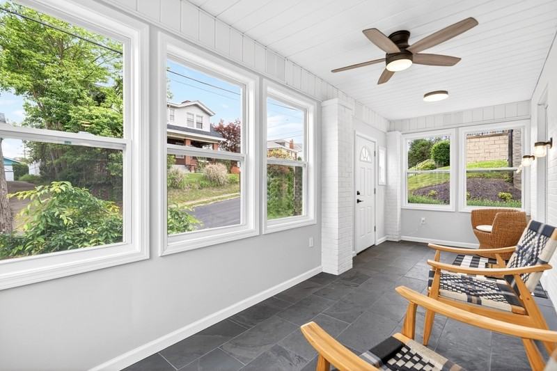 407 Cornell Ave - Photo 7 of 35