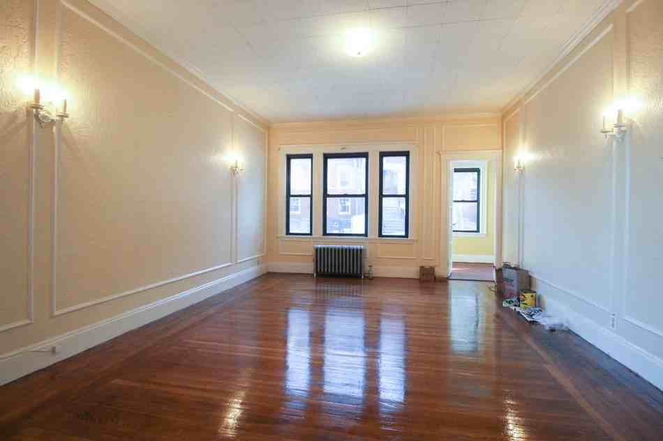 91 Winthrop Rd #1 - Photo 2 of 10
