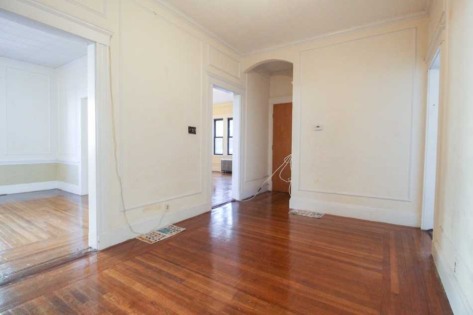 91 Winthrop Rd #1 - Photo 5 of 10