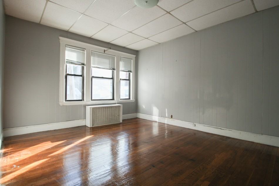 91 Winthrop Rd #1 - Photo 6 of 10
