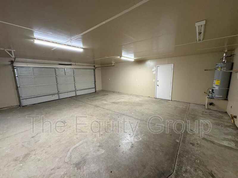 1747 W Connelly Ave - Photo 2 of 36
