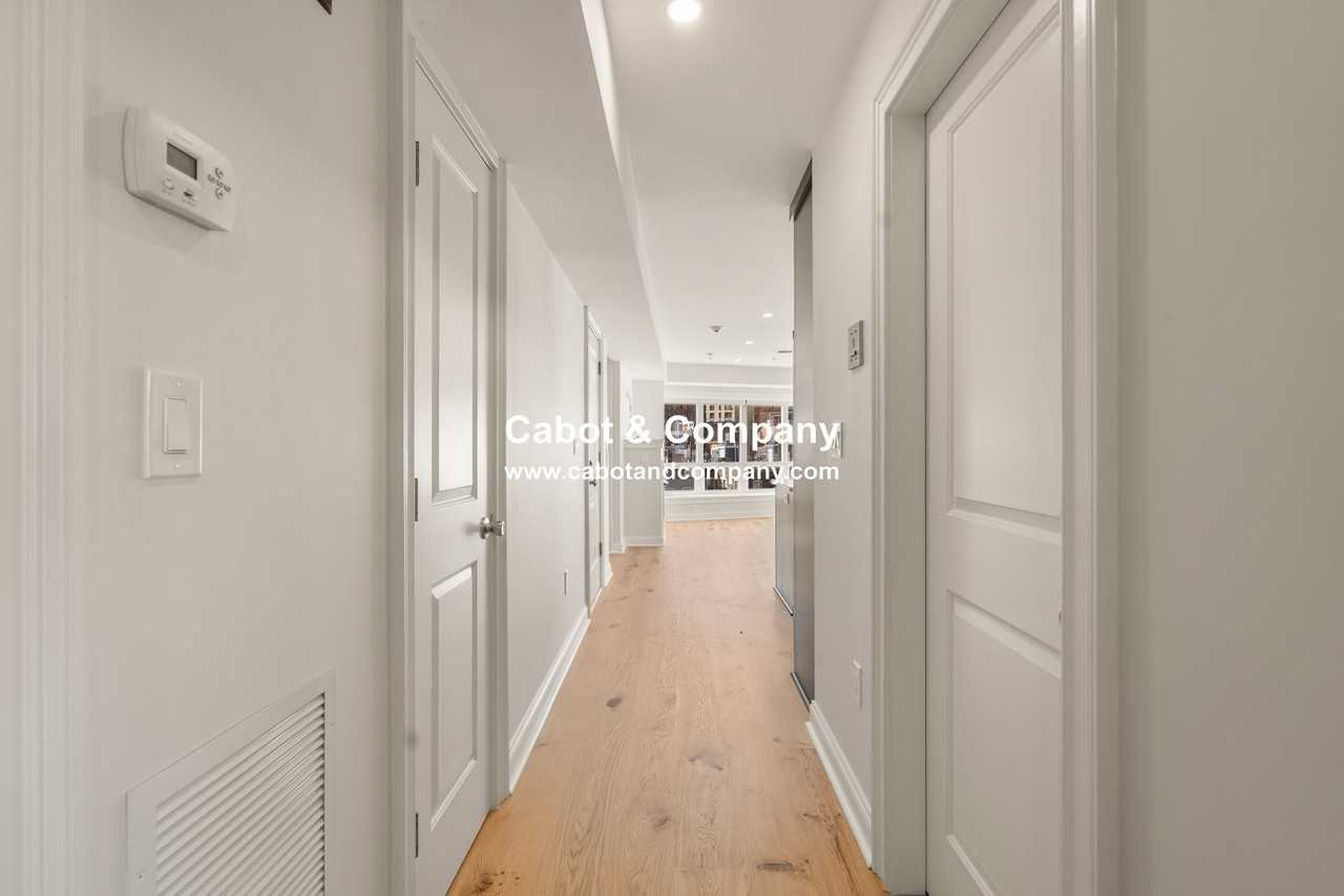 9 N Margin St #33 - Photo 5 of 8