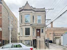 featured image of 1542 N Avers Ave #1F