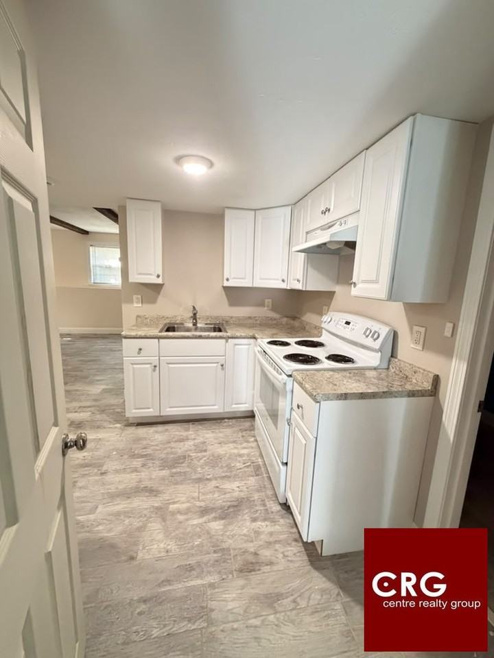 60R Jasper St #2 - Photo 5 of 26