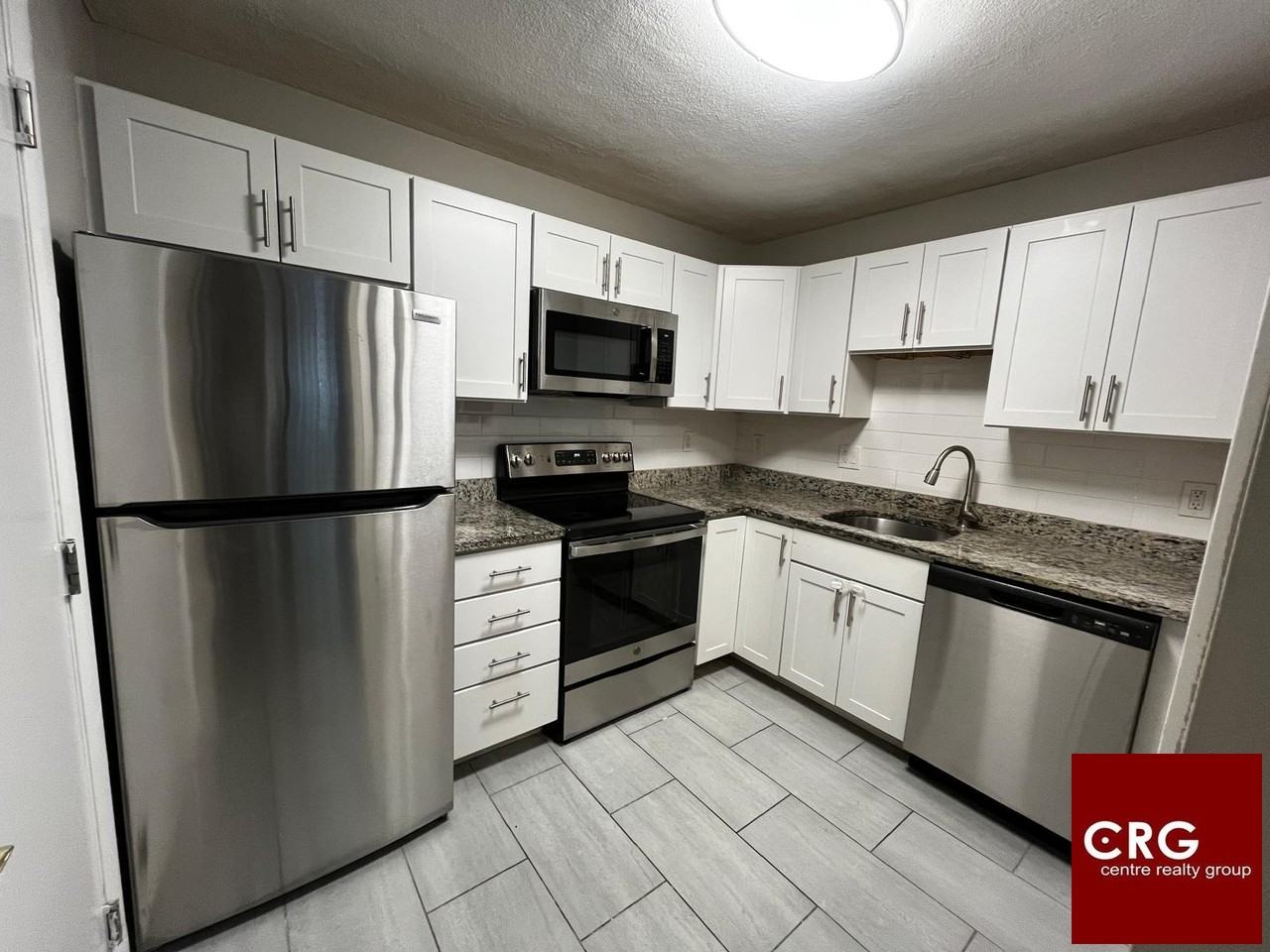 288 Grove St #2E