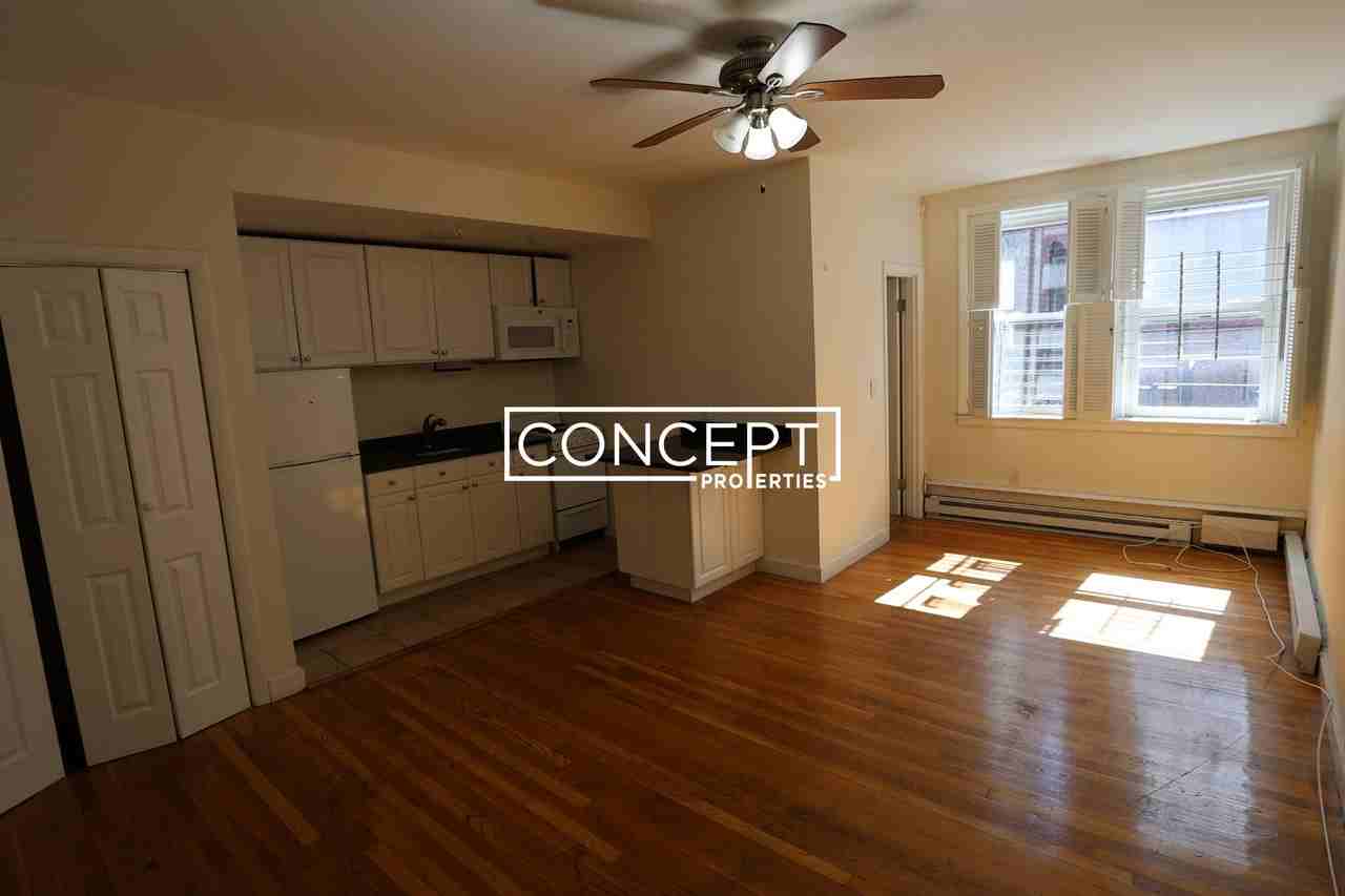 529 Beacon St #14CP