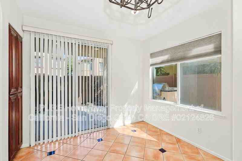 621 Sumner Way #5 - Photo 6 of 21