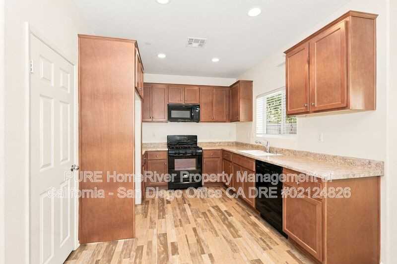 223 Dun Blazer Way - Photo 5 of 20