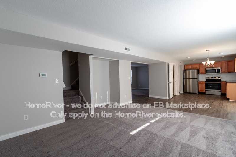 11535 Planewood Ct - Photo 5 of 9