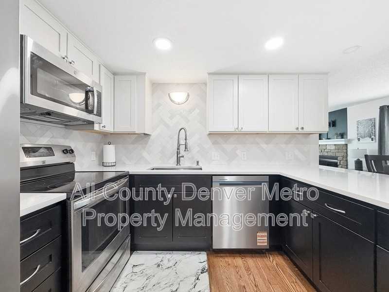 8418 Everett Way #C - Photo 5 of 27