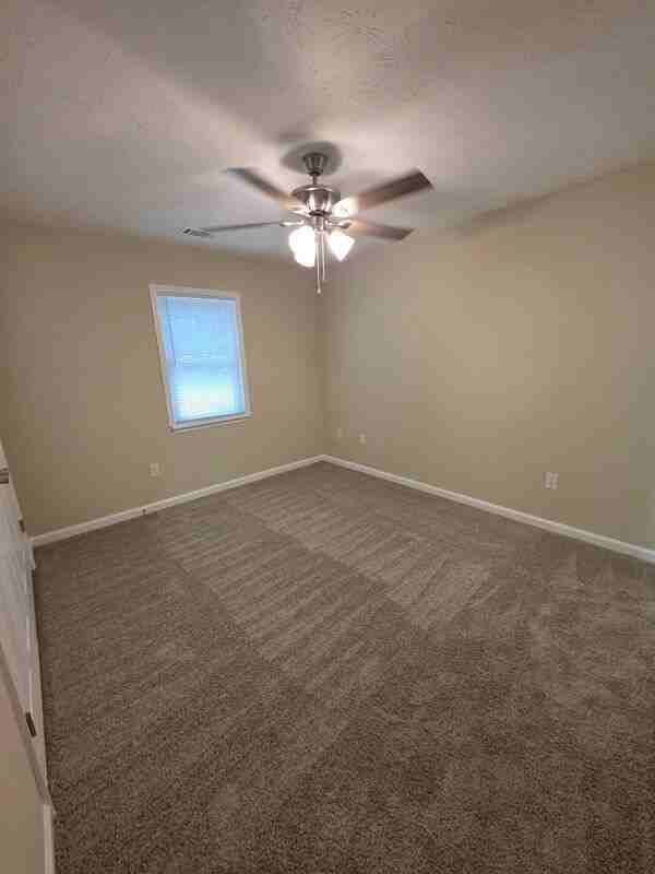 220 Big Oak Cir - Photo 6 of 14