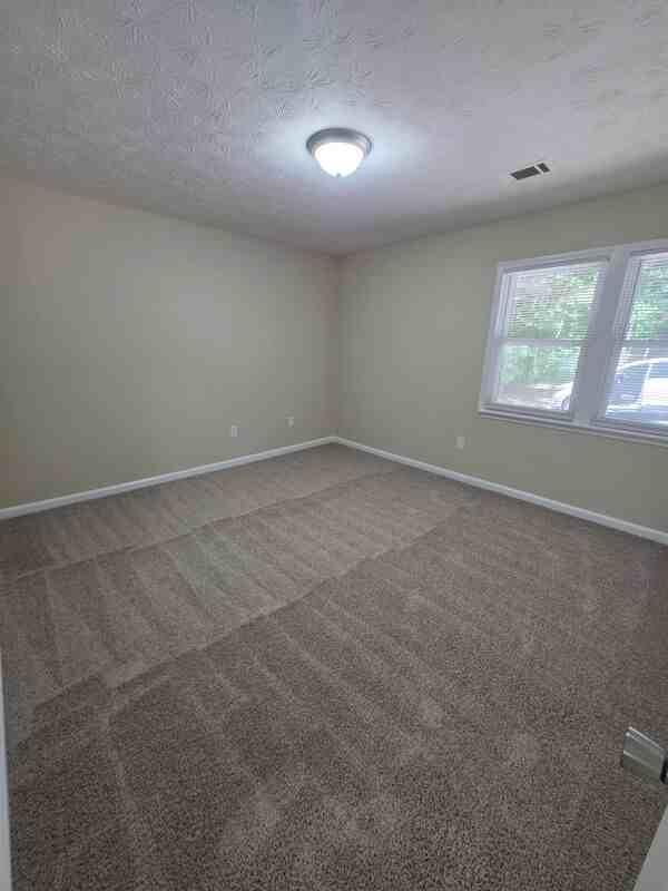 220 Big Oak Cir - Photo 7 of 14