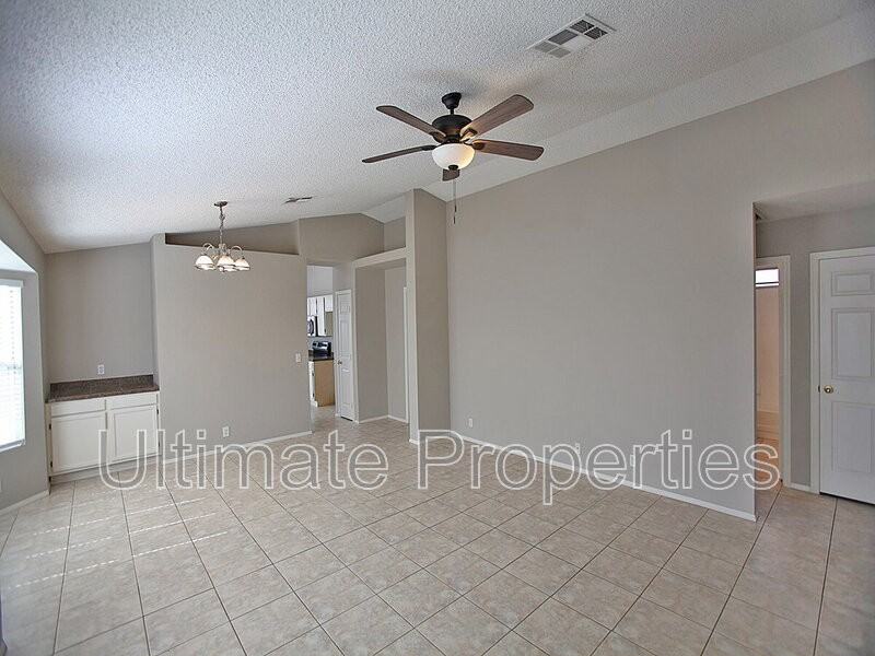 3957 W Chama Dr - Photo 3 of 13