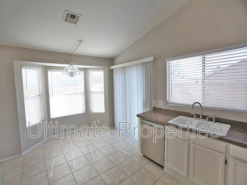 3957 W Chama Dr - Photo 6 of 13