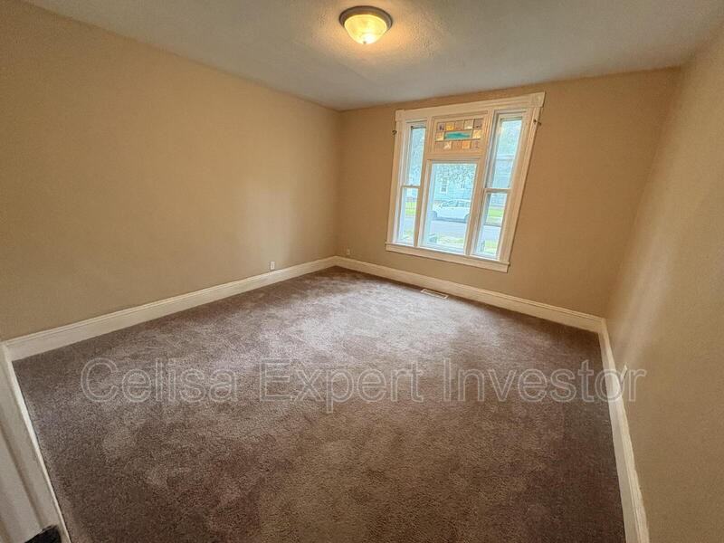 2506 Miner St #1 - Photo 3 of 7