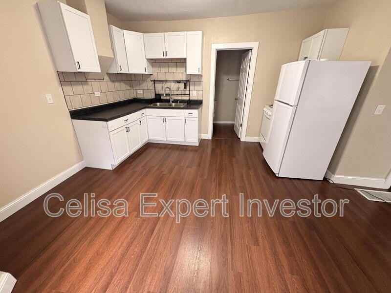 2506 Miner St #1 - Photo 5 of 7