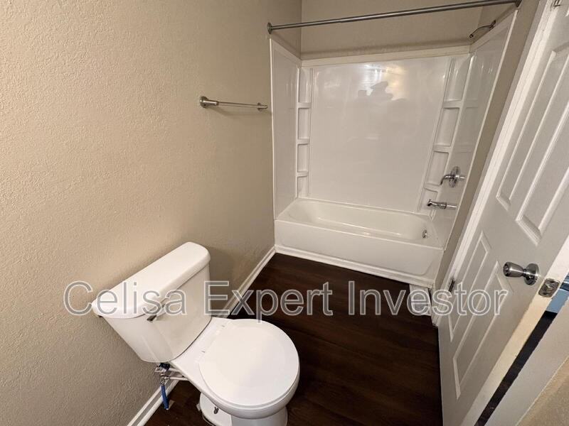 2506 Miner St #1 - Photo 7 of 7
