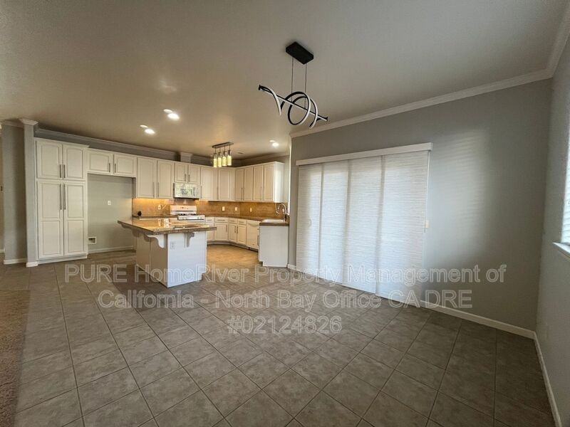 474 Briarwood Dr - Photo 6 of 33