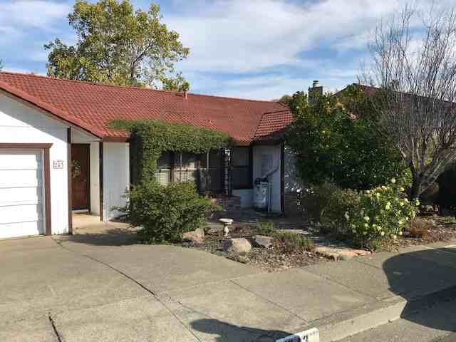 243 Alexandria Drive - Photo 2 of 20