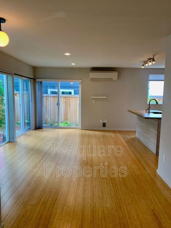 4755 Delridge Way Sw - Photo 3 of 23