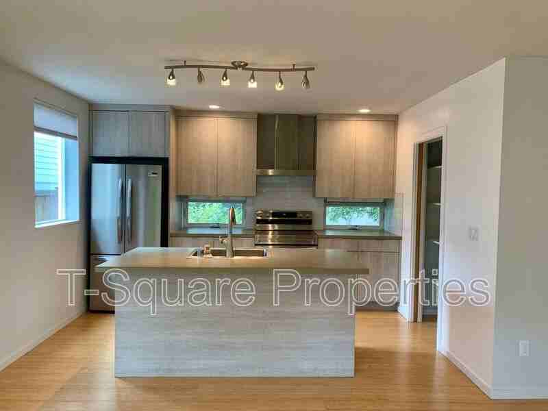 4755 Delridge Way Sw - Photo 4 of 23