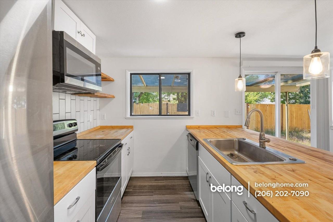 2232 148th St Sw - Photo 7 of 21