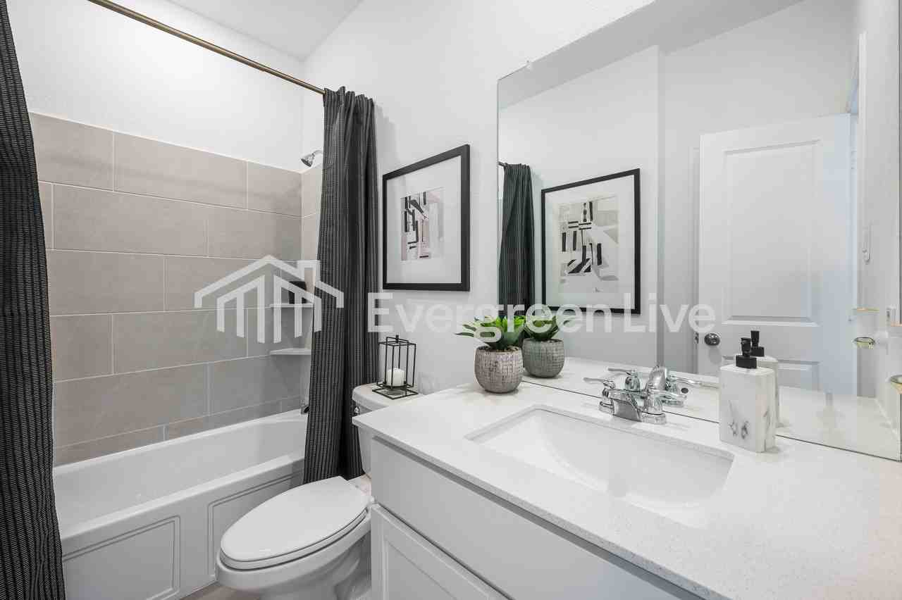24759 Raynagua Blvd - Photo 4 of 15