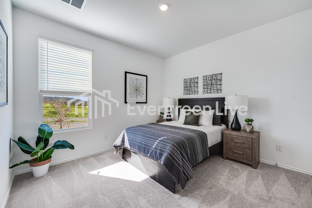 24759 Raynagua Blvd - Photo 5 of 15