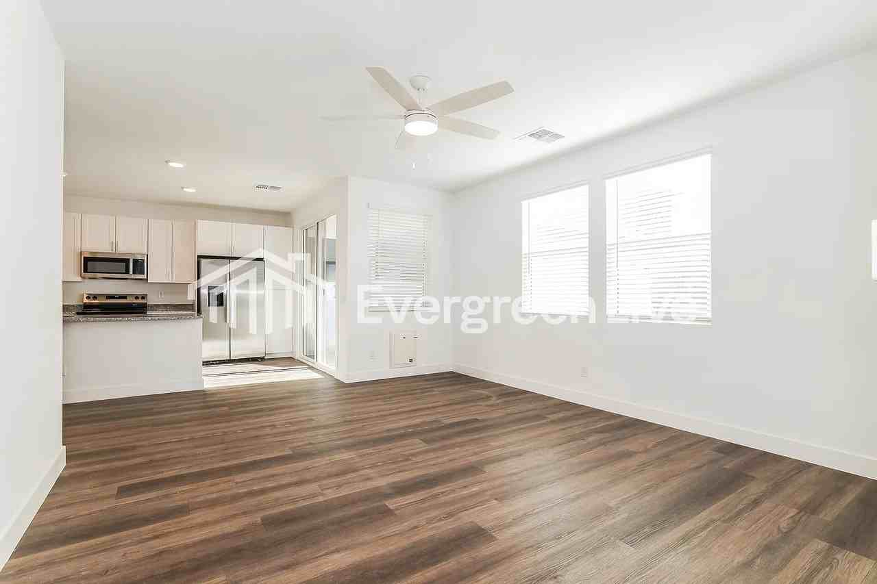 9117 N 181st Ave Unit 39 - Photo 6 of 29