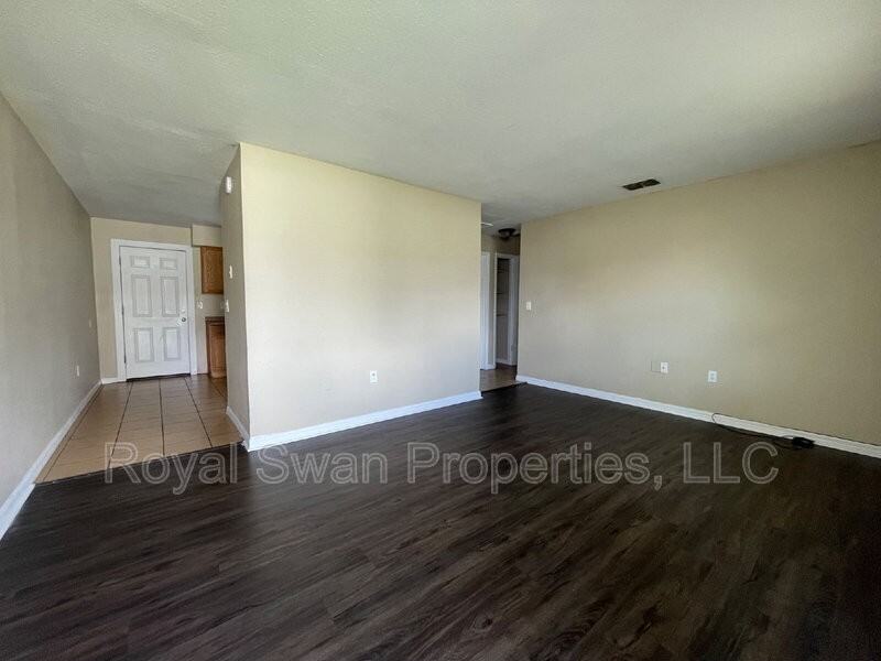 511 Choctaw Ave - Photo 2 of 8