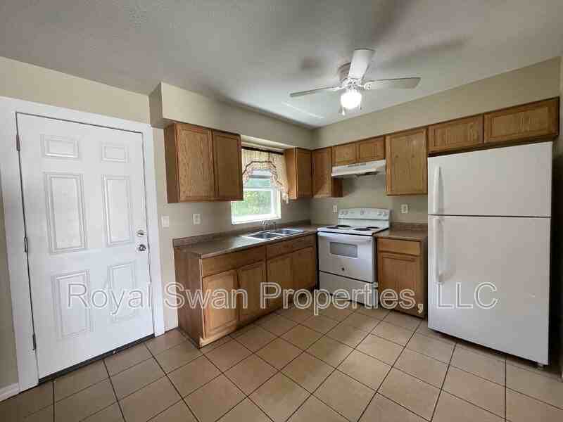 511 Choctaw Ave - Photo 4 of 8